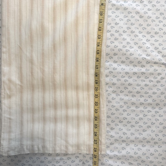 American Eagle NWT Women’s Cream and Tan Striped High Rise Trouser Pants - Picture 5 of 7